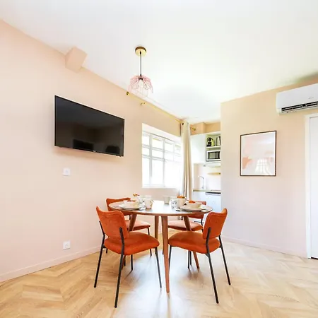 Appartement Avec Sauna Rue Gourgaud *