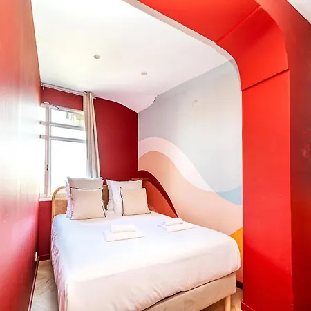 Avec Sauna Rue Gourgaud *