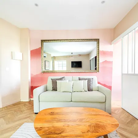 Avec Sauna Rue Gourgaud *