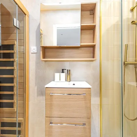 Avec Sauna Rue Gourgaud Appartement